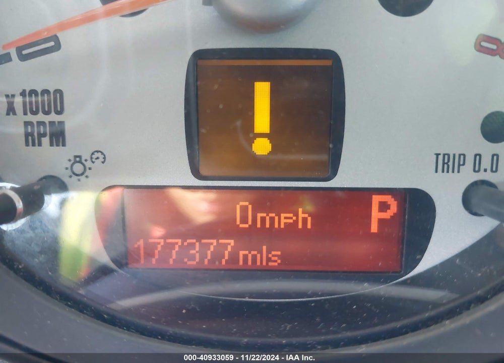2011 MINI COOPER VIN: WMWSU3C58BT093015