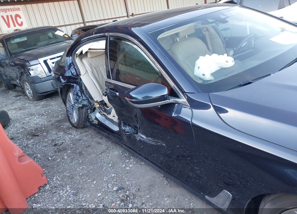 2017 BMW 7 SERIES VIN: WBA7E2C52HG740460