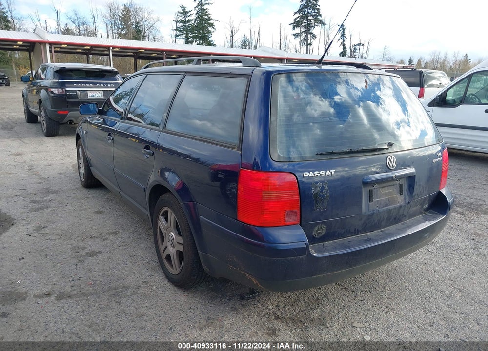 2001 VOLKSWAGEN PASSAT GLX VIN: WVWLH63B71E032311