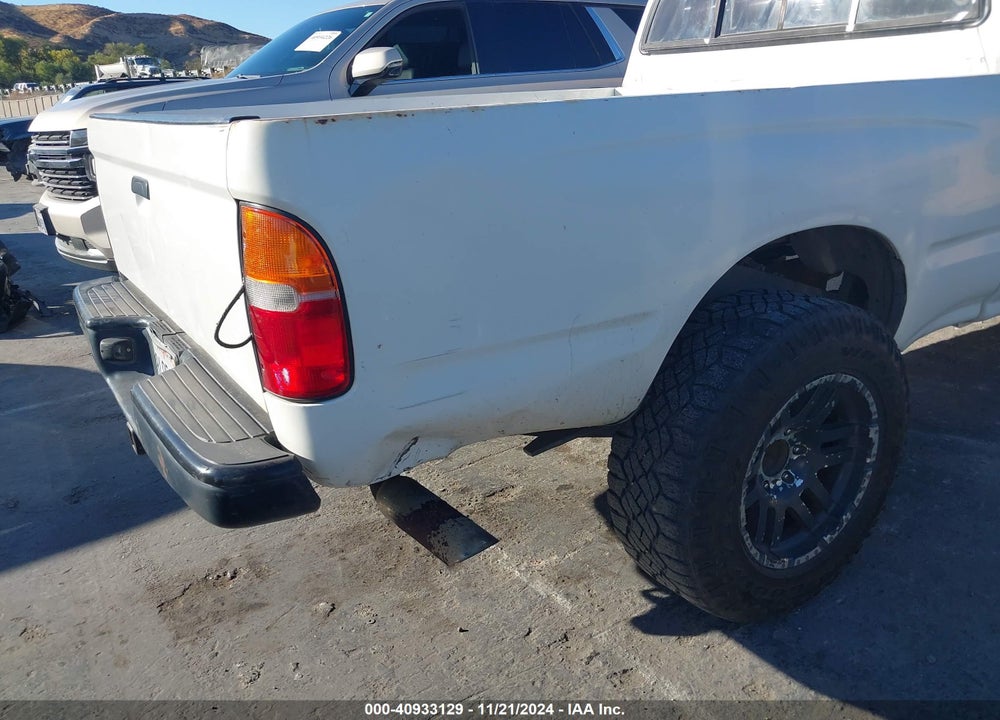 2000 TOYOTA TACOMA PRERUNNER V6 VIN: 4TASN92N2YZ636901