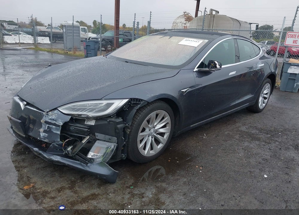 2018 TESLA MODEL S 100D/75D/P100D VIN: 5YJSA1E24JF298156