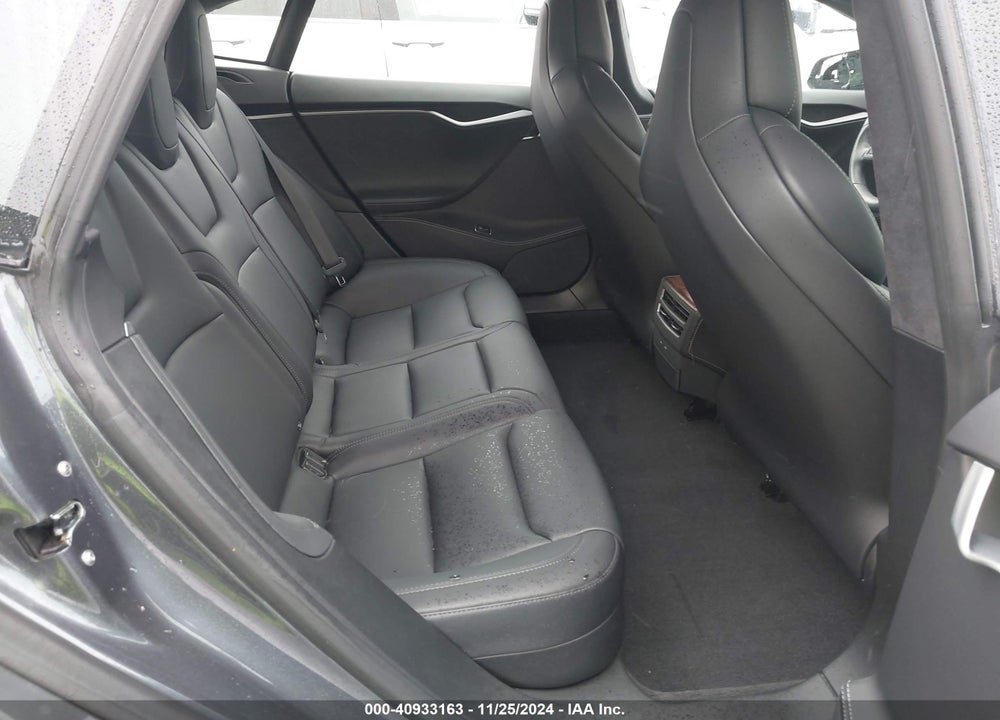 2018 TESLA MODEL S 100D/75D/P100D VIN: 5YJSA1E24JF298156