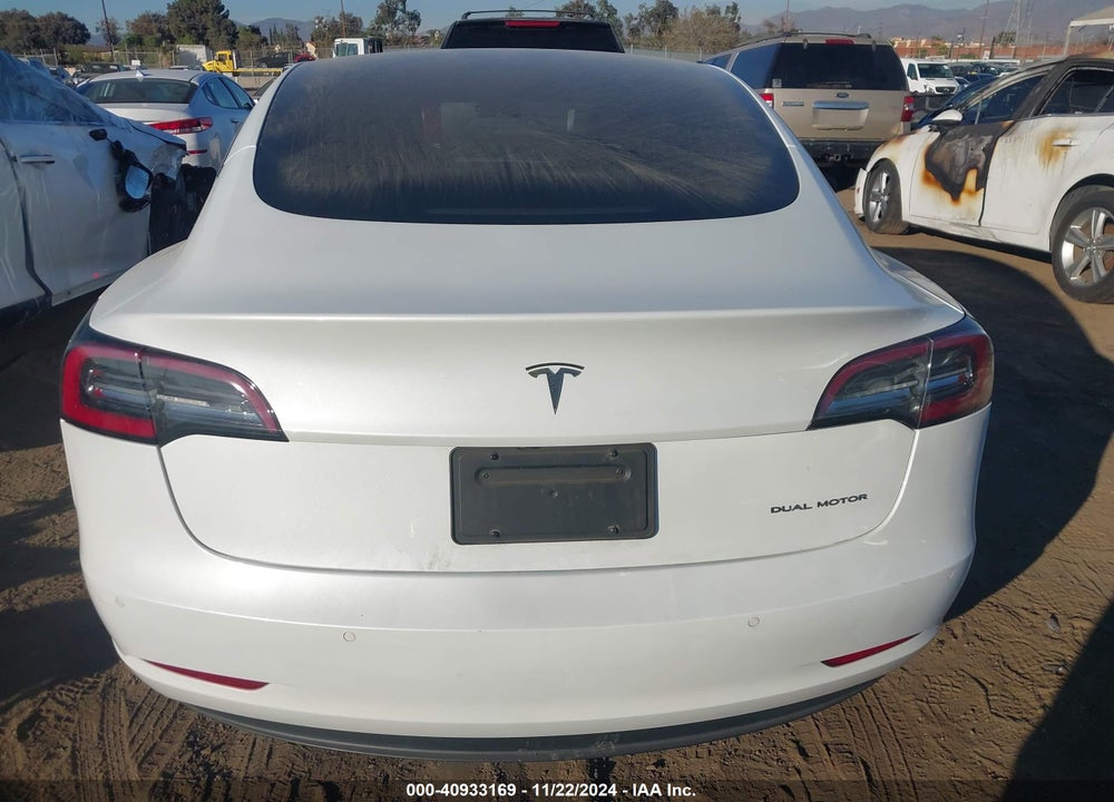 2019 TESLA MODEL 3 LONG RANGE/PERFORMANCE VIN: 5YJ3E1EB8KF477679