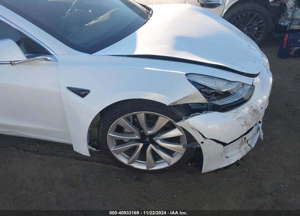 2019 TESLA MODEL 3 LONG RANGE/PERFORMANCE VIN: 5YJ3E1EB8KF477679