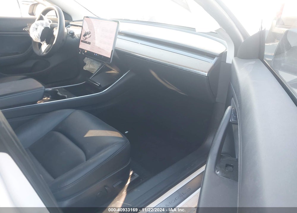 2019 TESLA MODEL 3 LONG RANGE/PERFORMANCE VIN: 5YJ3E1EB8KF477679