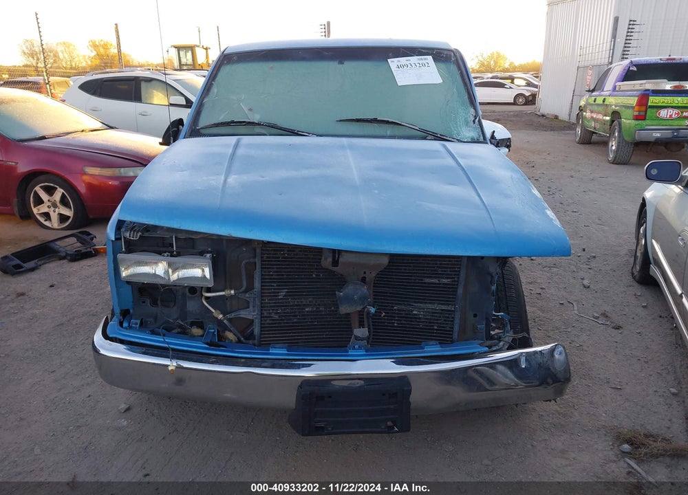 1997 CHEVROLET C1500 FLEETSIDE VIN: 1GCEC14W0VZ136696