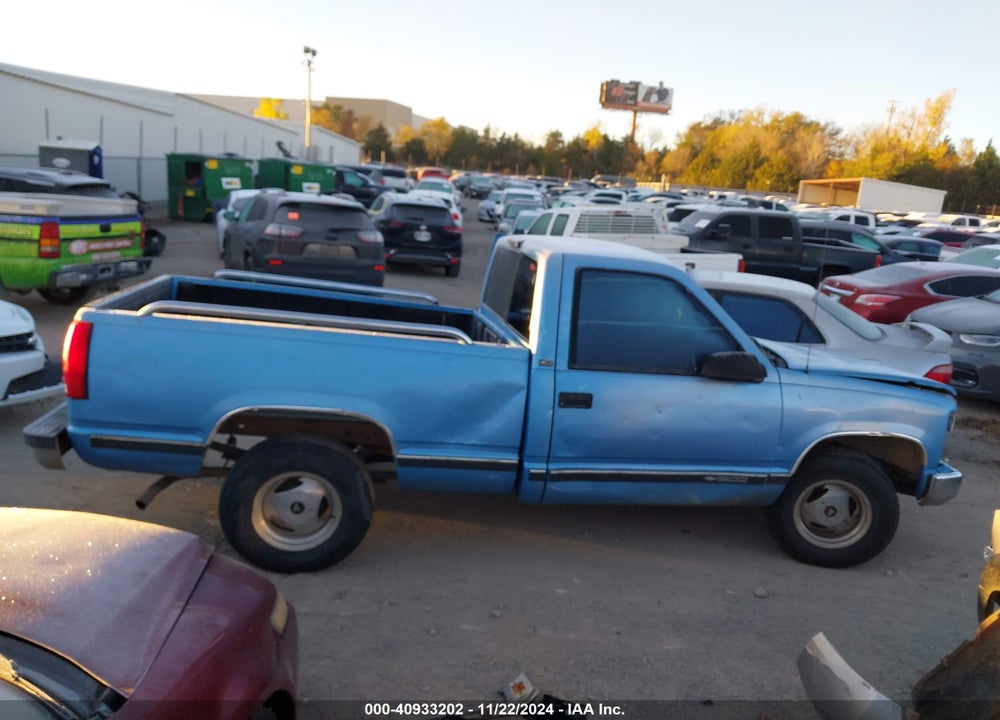 1997 CHEVROLET C1500 FLEETSIDE VIN: 1GCEC14W0VZ136696