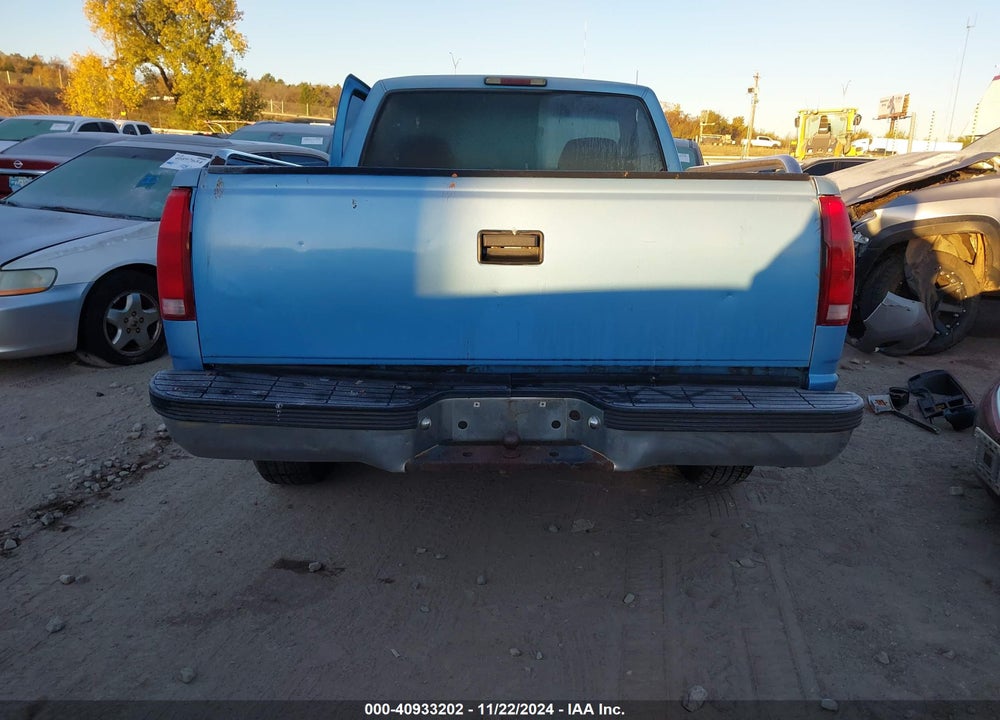 1997 CHEVROLET C1500 FLEETSIDE VIN: 1GCEC14W0VZ136696