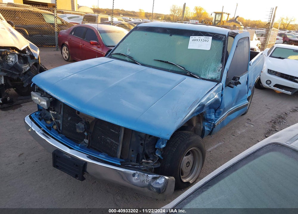 1997 CHEVROLET C1500 FLEETSIDE VIN: 1GCEC14W0VZ136696