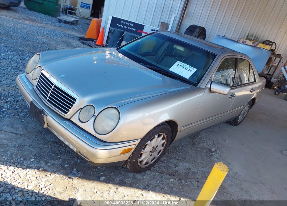 1999 MERCEDES-BENZ E 320 VIN: WDBJF65H3XA818085