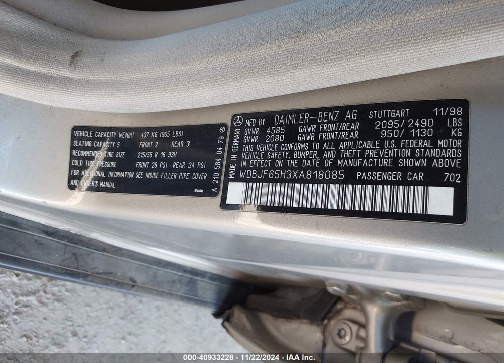 1999 MERCEDES-BENZ E 320 VIN: WDBJF65H3XA818085
