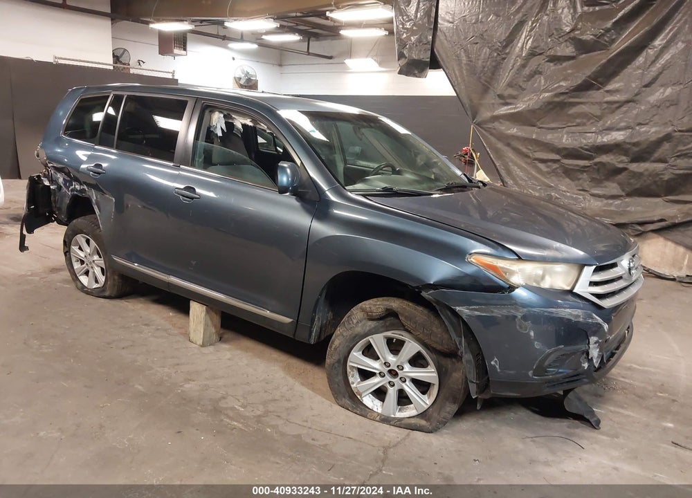 2013 TOYOTA HIGHLANDER VIN: 5TDZA3EH2DS040796