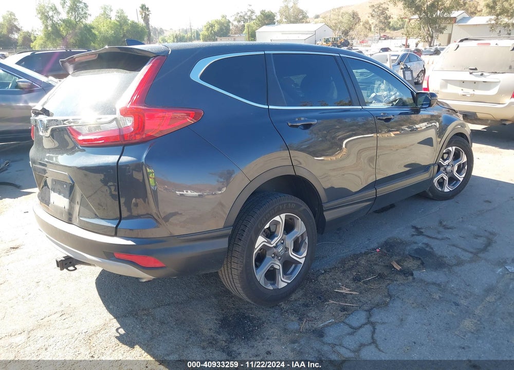 2017 HONDA CR-V EX VIN: 7FARW1H50HE030922