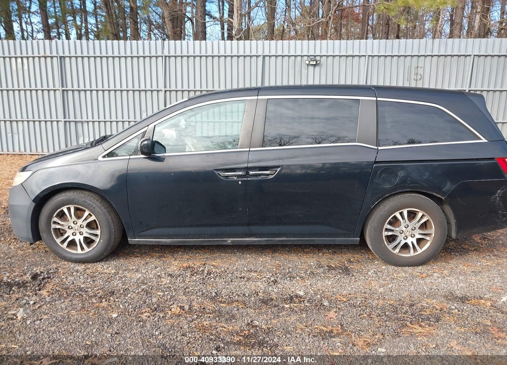 2011 HONDA ODYSSEY EX VIN: 5FNRL5H43BB100990