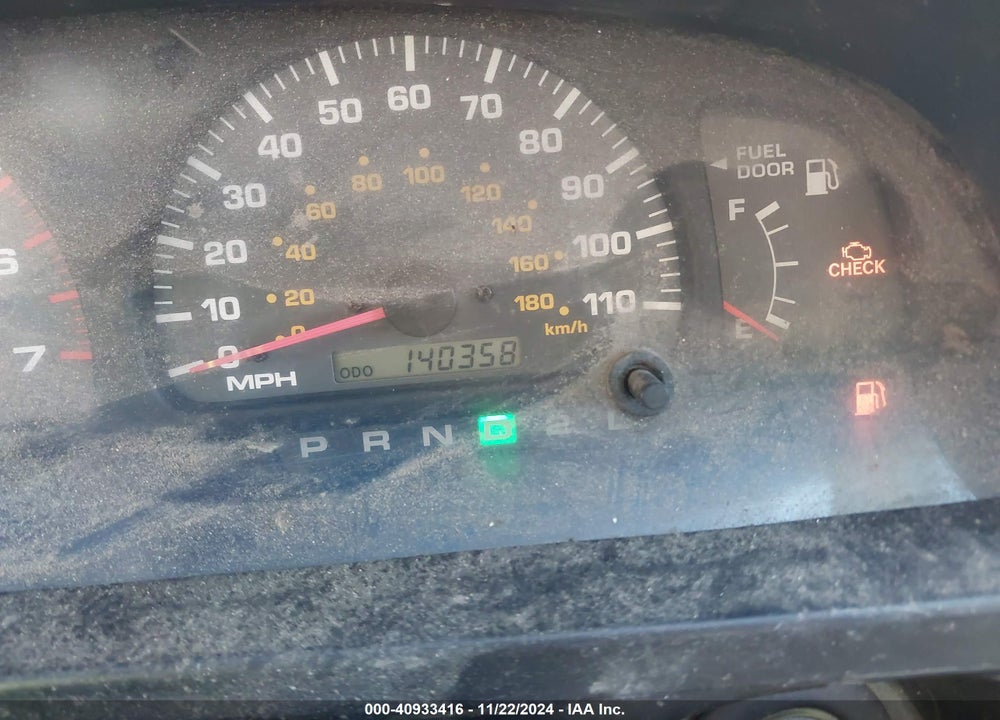 1999 TOYOTA 4RUNNER SR5 V6 VIN: JT3HN86R0X0202117