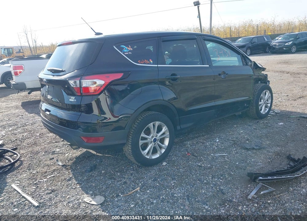 2017 FORD ESCAPE SE VIN: 1FMCU9GD9HUB64538