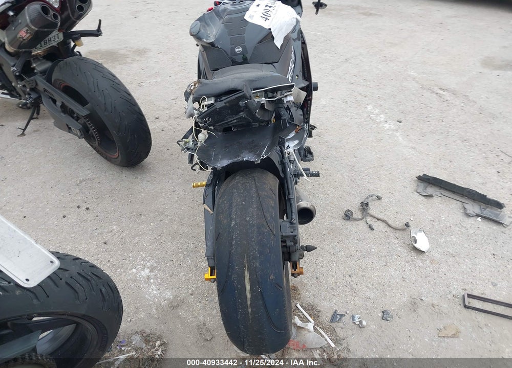 2015 YAMAHA YZFR6 VIN: JYARJ16E0FA033544
