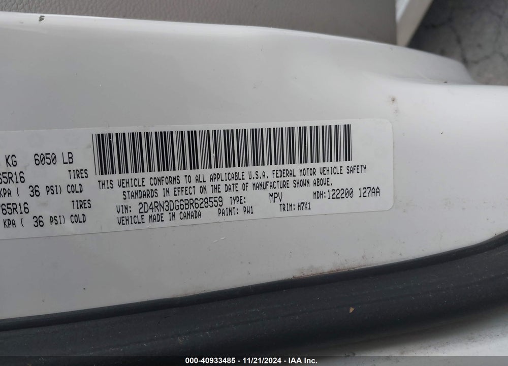 2011 DODGE GRAND CARAVAN MAINSTREET VIN: 2D4RN3DG6BR628559