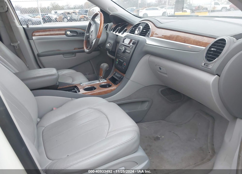 2010 BUICK ENCLAVE 1XL VIN: 5GALRBEDXAJ170907