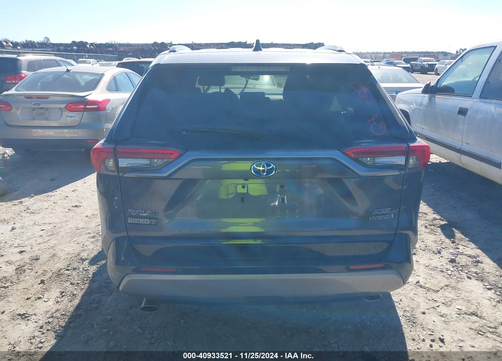2022 TOYOTA RAV4 HYBRID XSE VIN: 2T3E6RFV3NW030446