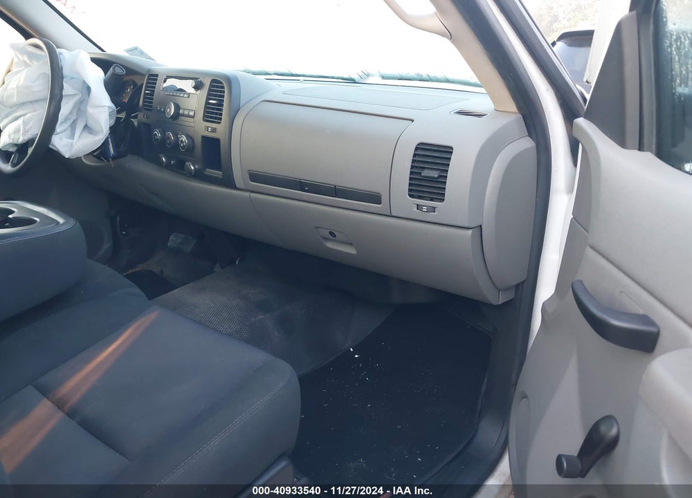 2011 CHEVROLET SILVERADO 1500 WORK TRUCK VIN: 1GCNCPEX0BZ450743