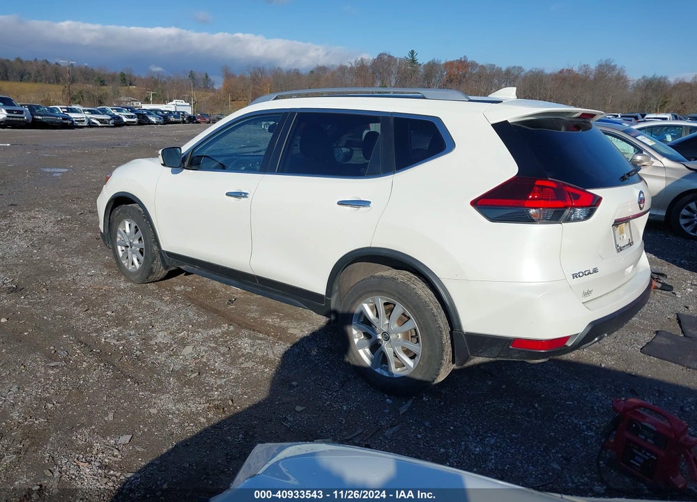 2018 NISSAN ROGUE SV VIN: JN8AT2MV0JW328454