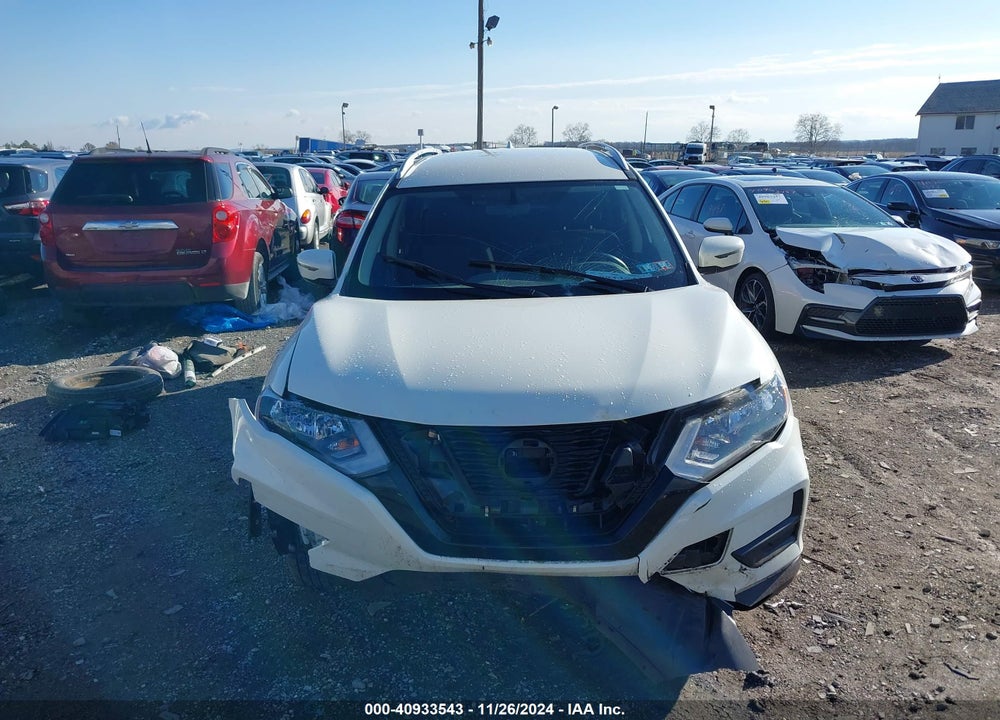 2018 NISSAN ROGUE SV VIN: JN8AT2MV0JW328454
