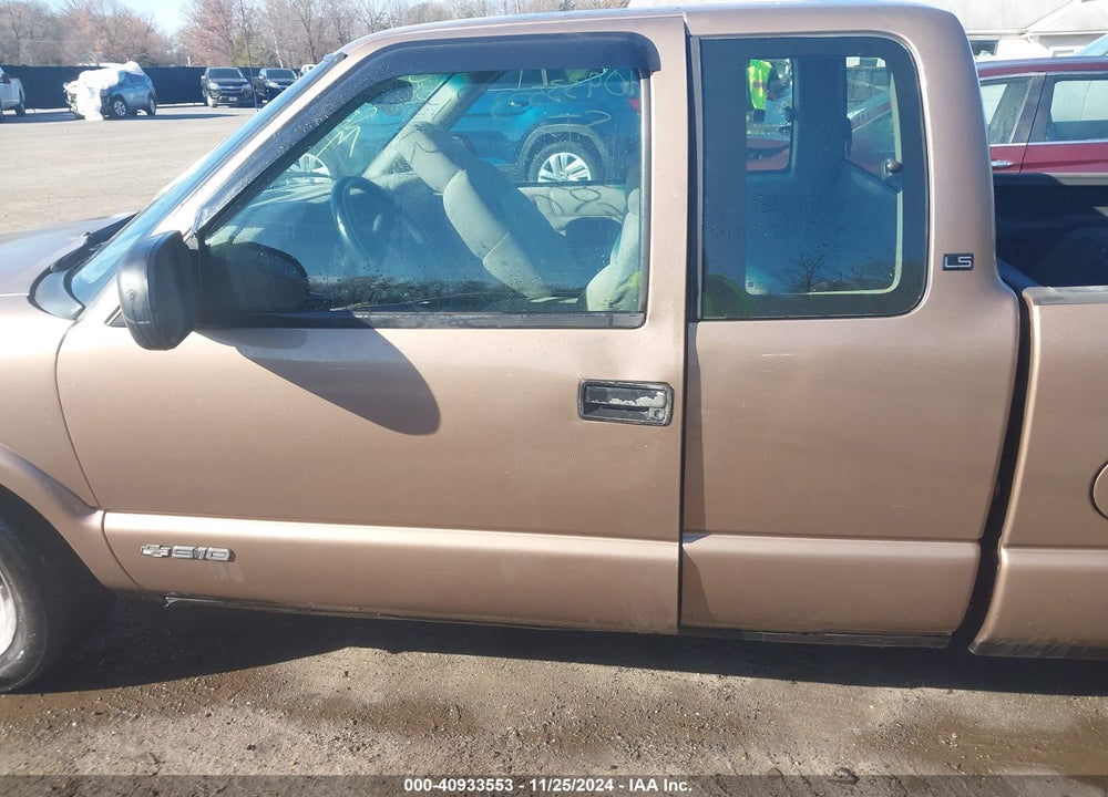 2003 CHEVROLET S-10 LS VIN: 1GCCS19X438113551