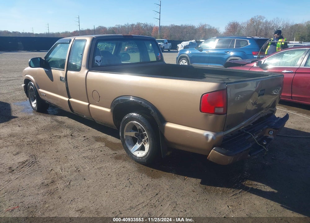 2003 CHEVROLET S-10 LS VIN: 1GCCS19X438113551
