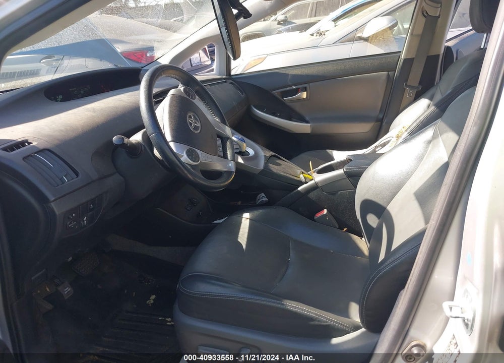 2015 TOYOTA PRIUS VIN: JTDKN3DU4F1998391