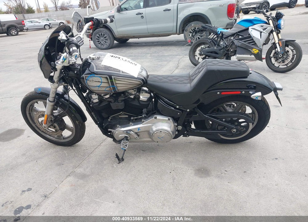 2023 HARLEY-DAVIDSON FXST VIN: 1HD1BVJ24PB033429