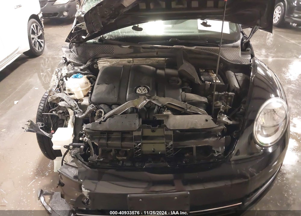 2012 VOLKSWAGEN BEETLE 2.5L VIN: 3VWJP7AT7CM611871