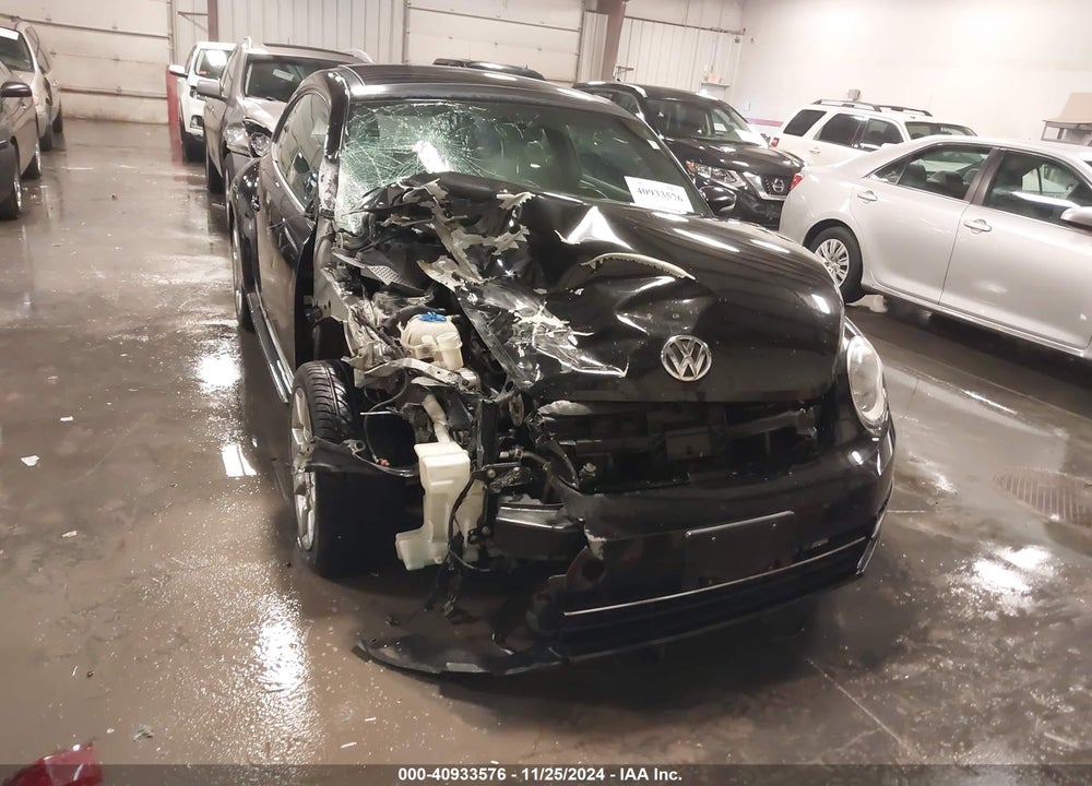2012 VOLKSWAGEN BEETLE 2.5L VIN: 3VWJP7AT7CM611871