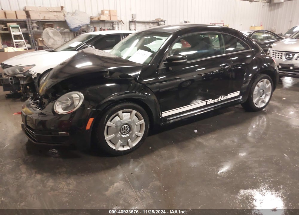 2012 VOLKSWAGEN BEETLE 2.5L VIN: 3VWJP7AT7CM611871
