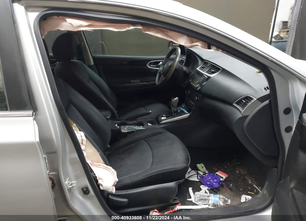 2017 NISSAN SENTRA SV VIN: 3N1AB7AP8HY345171