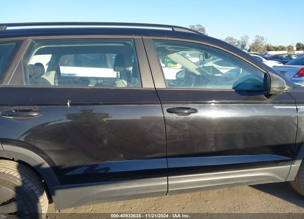 2022 VOLKSWAGEN TAOS VIN: 3VVDX7B21NM002477