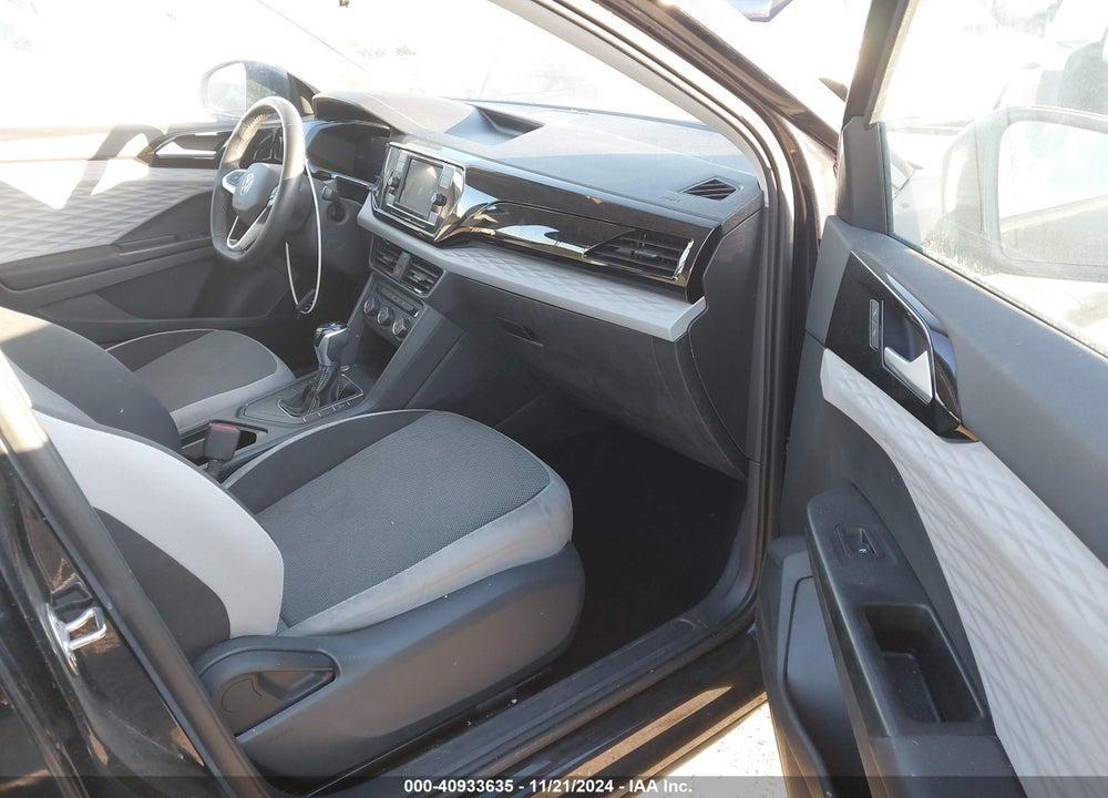 2022 VOLKSWAGEN TAOS VIN: 3VVDX7B21NM002477