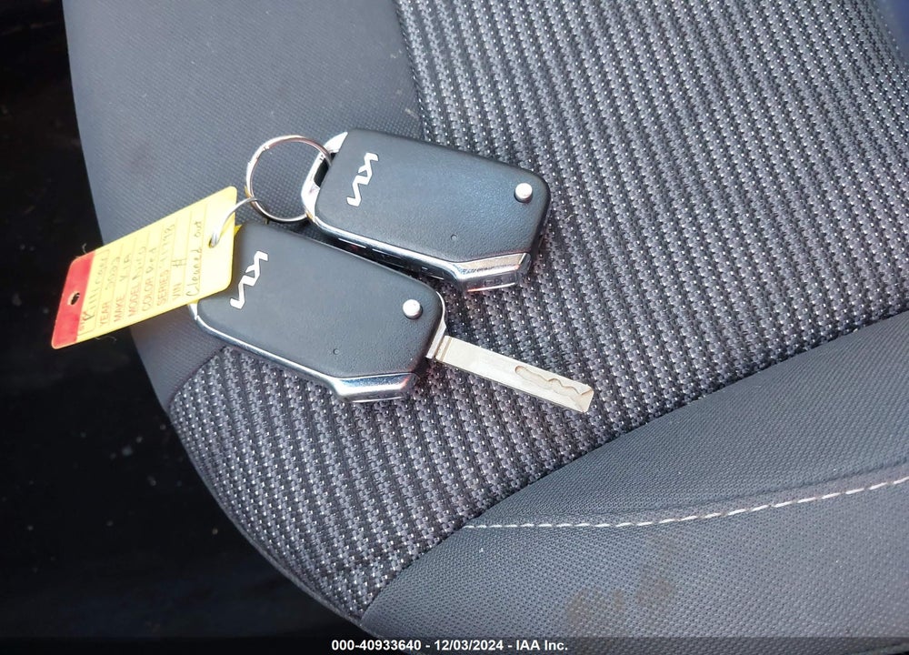 2022 KIA NIRO LX VIN: KNDCB3LC2N5501268
