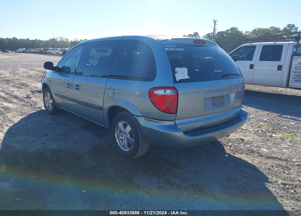 2005 DODGE CARAVAN SXT VIN: 1D4GP45R55B262068