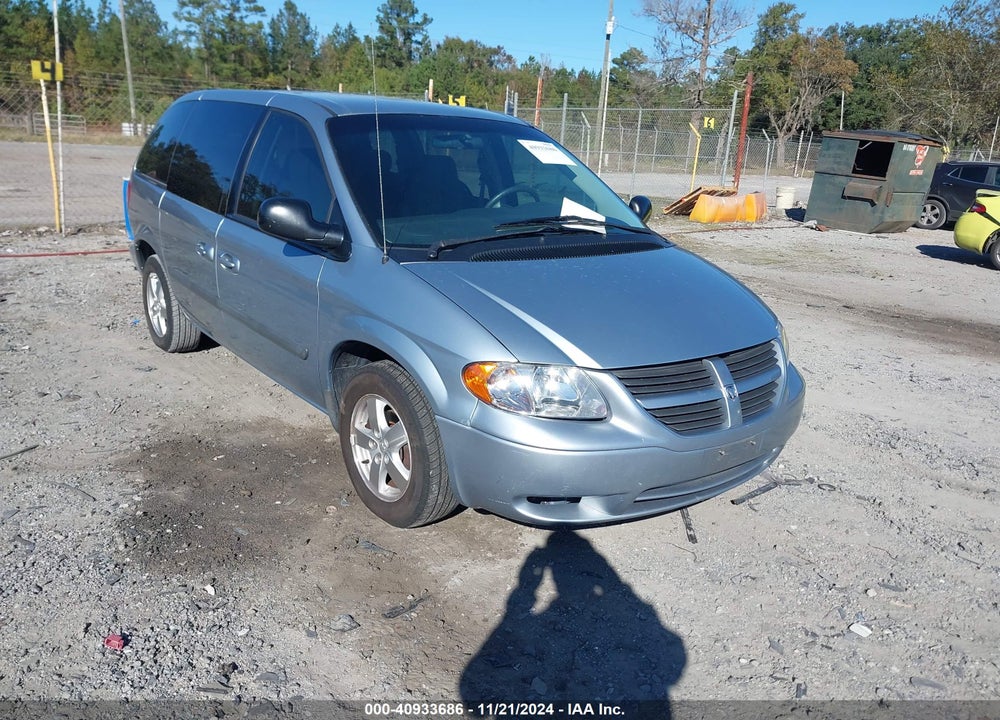 2005 DODGE CARAVAN SXT VIN: 1D4GP45R55B262068