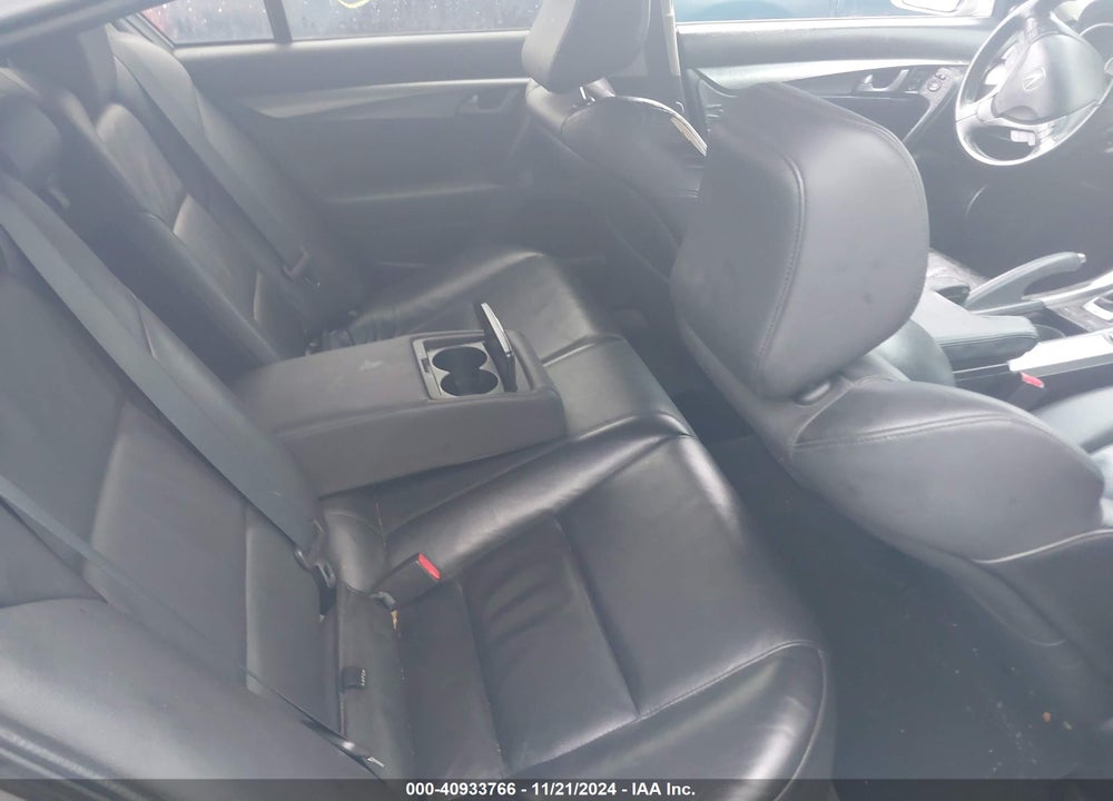 2010 ACURA TL VIN: 19UUA8F28AA007670