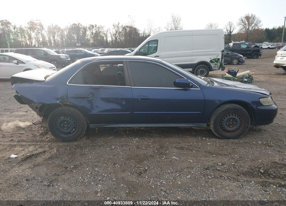 2001 HONDA ACCORD 2.3 LX VIN: 1HGCG66511A146497