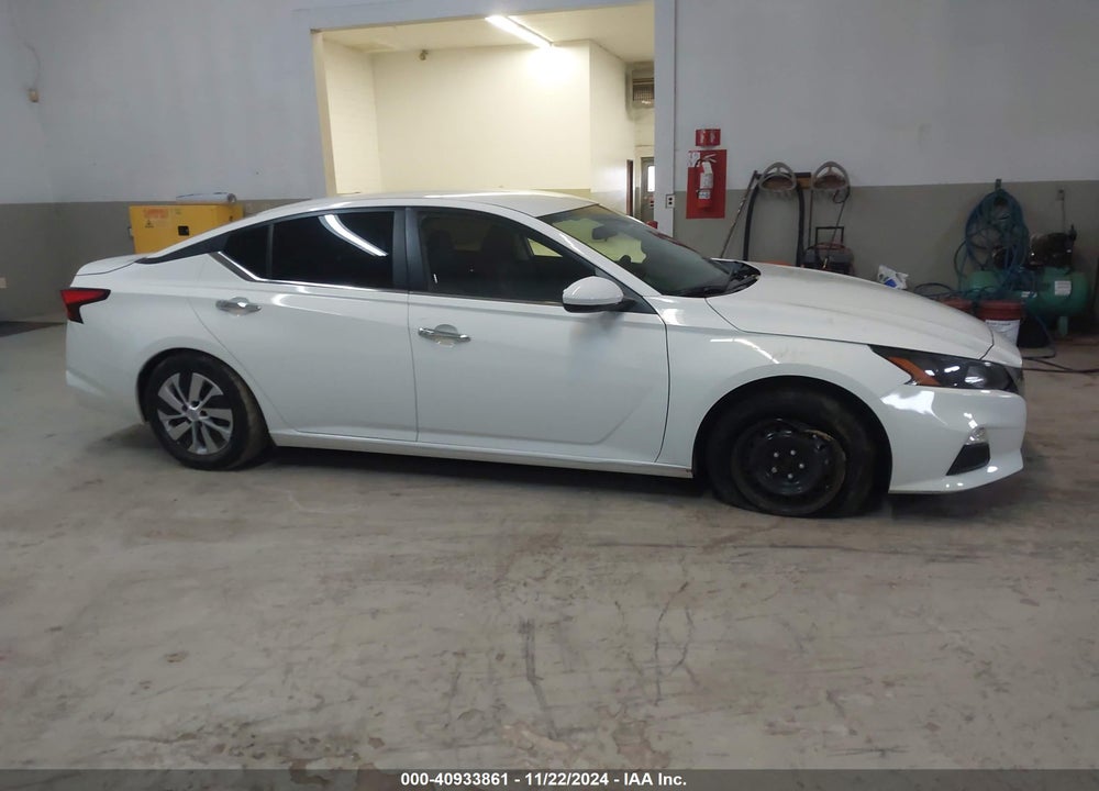2022 NISSAN ALTIMA S FWD VIN: 1N4BL4BV0NN311654