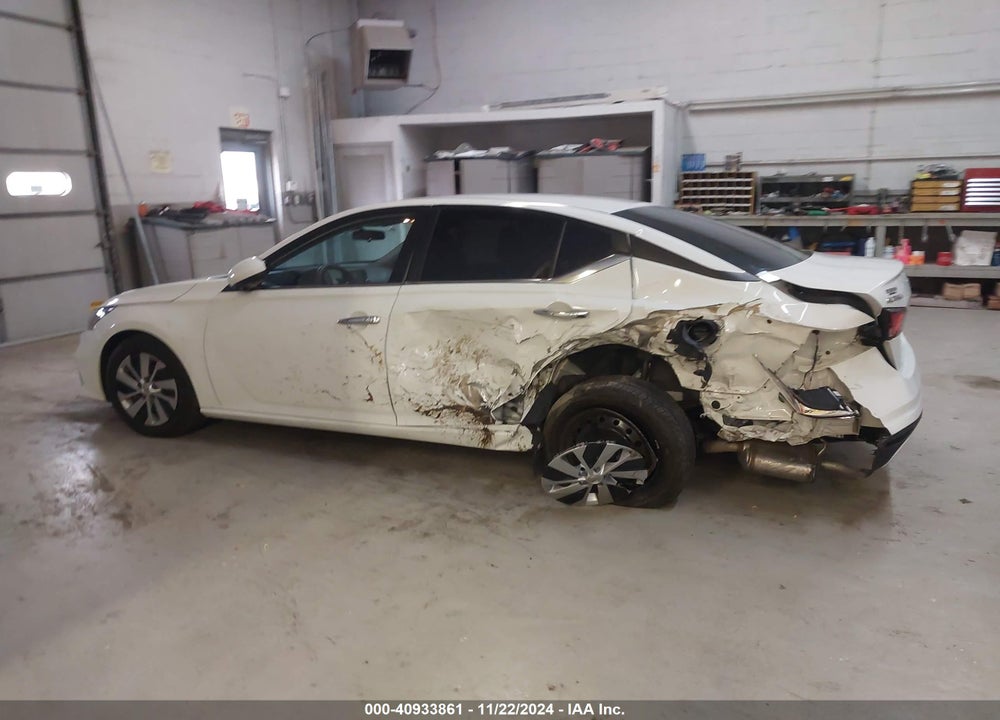 2022 NISSAN ALTIMA S FWD VIN: 1N4BL4BV0NN311654