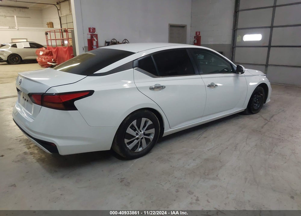 2022 NISSAN ALTIMA S FWD VIN: 1N4BL4BV0NN311654