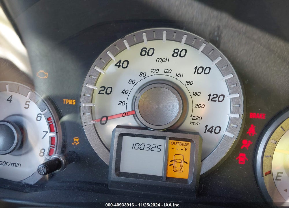 2013 HONDA PILOT EX VIN: 5FNYF4H41DB022483