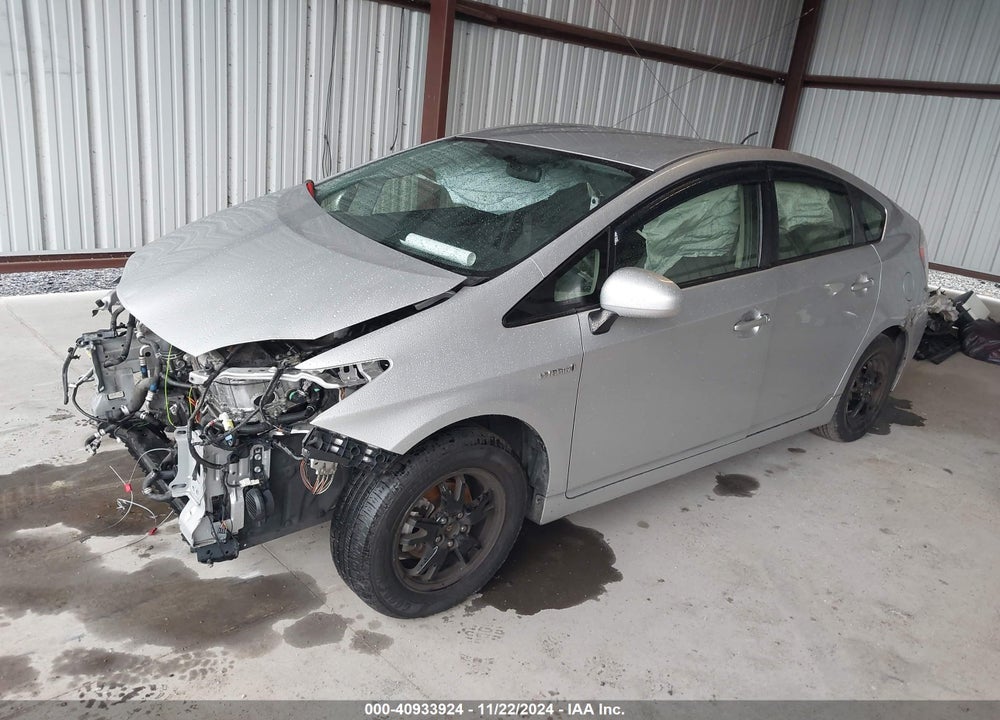 2013 TOYOTA PRIUS TWO VIN: JTDKN3DU6D0352871