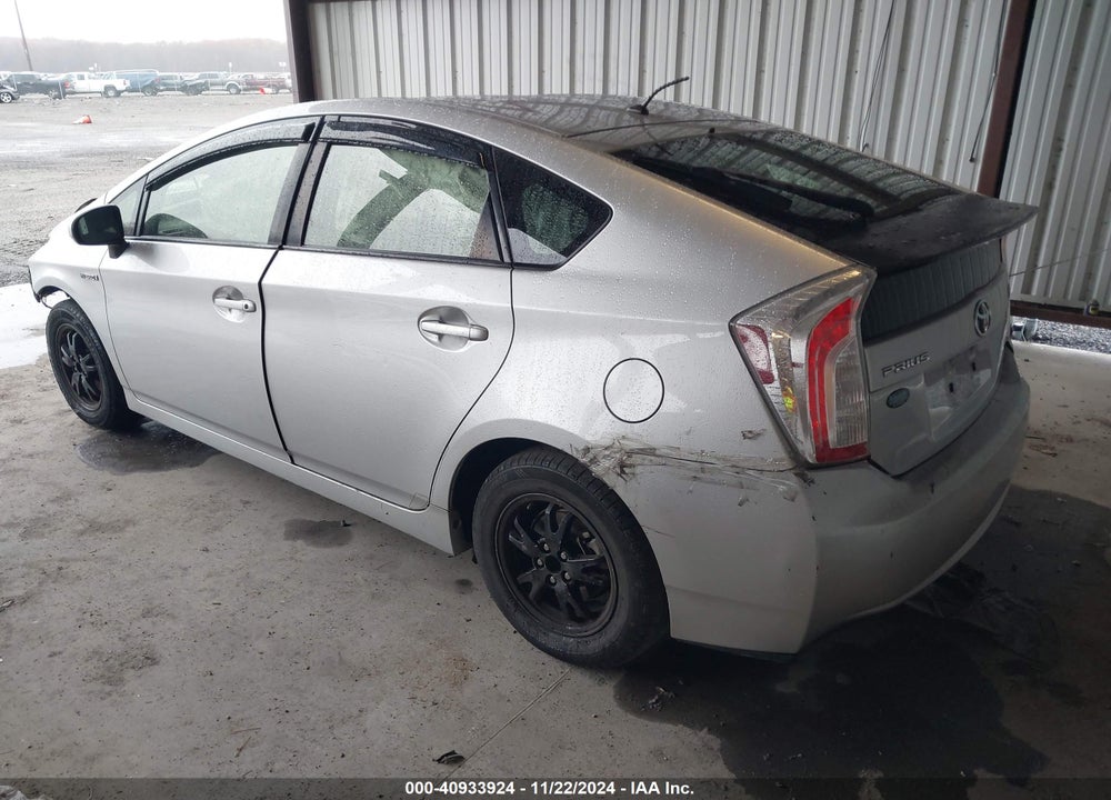 2013 TOYOTA PRIUS TWO VIN: JTDKN3DU6D0352871