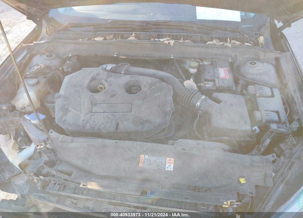 2015 FORD FUSION SE VIN: 3FA6P0T95FR233175