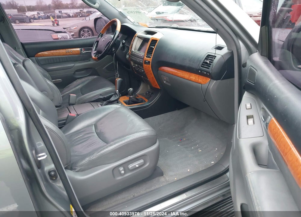 2004 LEXUS GX 470 VIN: JTJBT20X640033953